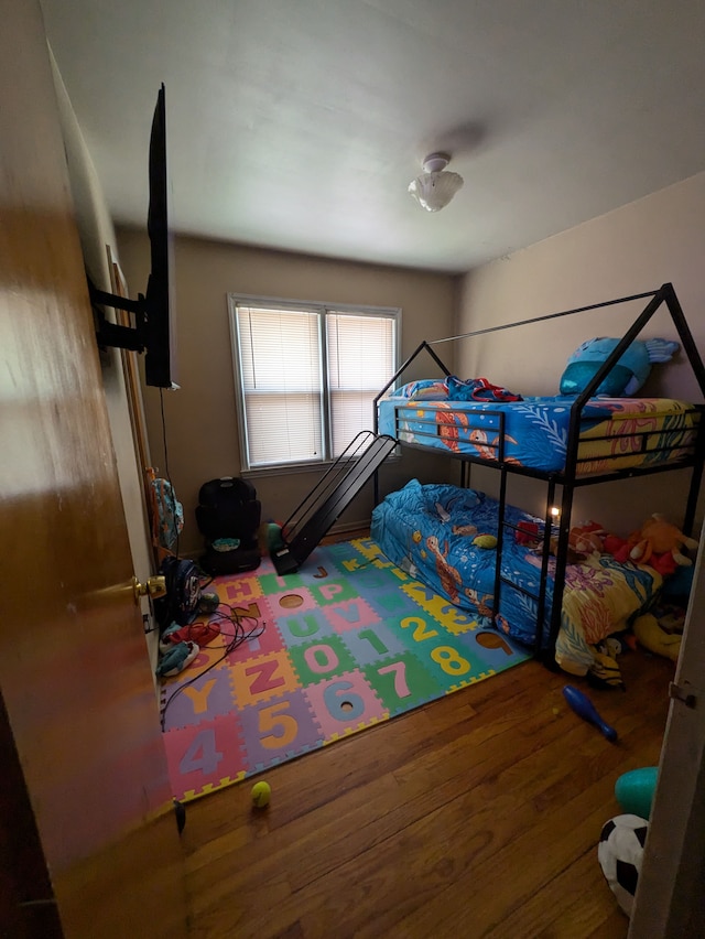 7661 Penrod St, Detroit, MI 48228 - bedroom with wood finished floors