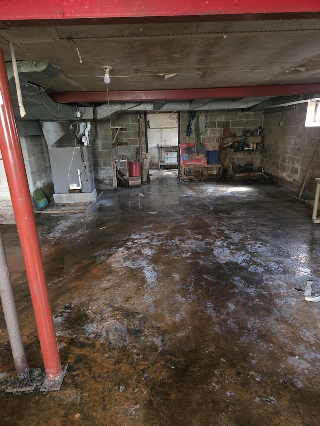 2234 Meadowbrook Rd, Benton Harbor, MI 49022 - unfinished below grade area with heating unit
