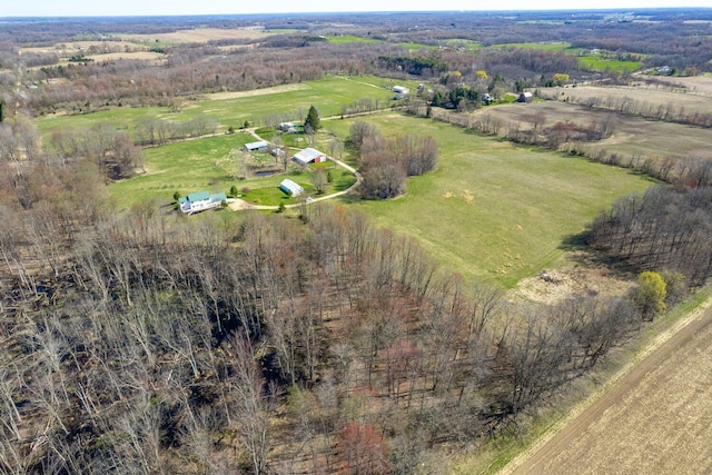 birds eye view of property featuring a rural view