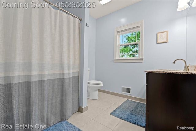 9327 Van Antwerp Rd, Brighton, MI 48116 - full bath with vanity, toilet, tile patterned floors, baseboards, and a shower with curtain