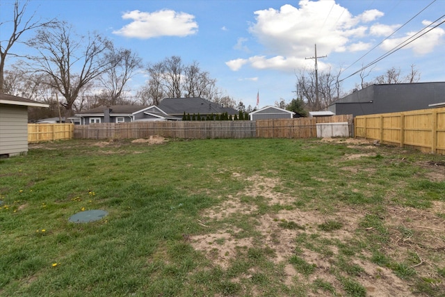 9526 Garden Ter, Commerce Twp, MI 48382 - view of yard featuring a fenced backyard