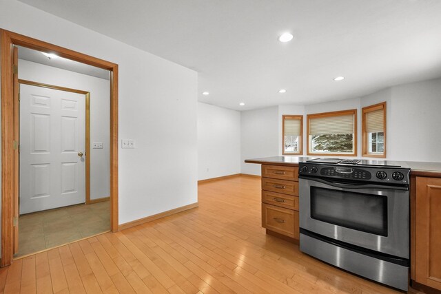 800 Bertina Ln, Traverse City, MI 49696