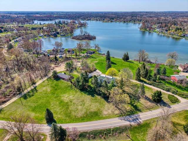 11811 Laird Rd, Brooklyn, MI 49230 - aerial view featuring a water view