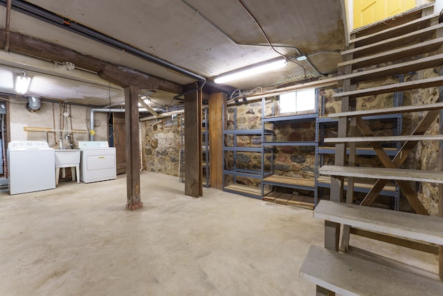 11811 Laird Rd, Brooklyn, MI 49230 - basement featuring independent washer and dryer and a sink