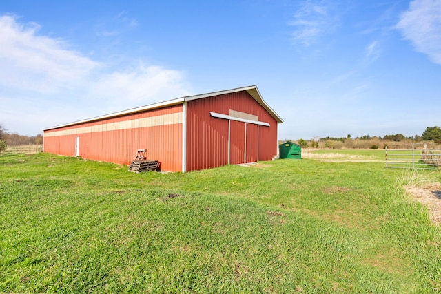 5580 Hegel Rd, Goodrich, MI 48438 - view of pole building featuring a lawn