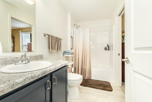 48320 Martz Rd, Michigan, MI 48111 - full bathroom featuring shower / tub combo, toilet, and vanity