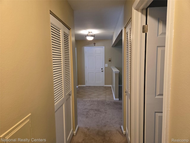450 Billingsgate Unit C, Bloomfield Hills, MI 48301 - hall featuring carpet flooring and tile patterned floors