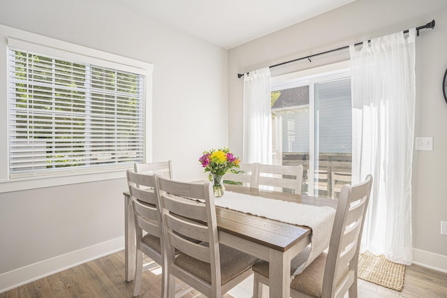 742 Ravine Ln, South Haven, MI 49090 - dining room with wood finished floors and baseboards