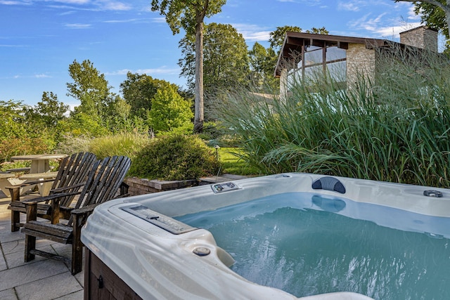 5788 M 63, Coloma, MI 49038 - view of swimming pool with a hot tub