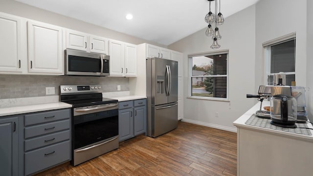 3732 Creekside Dr, Traverse City, MI 49684