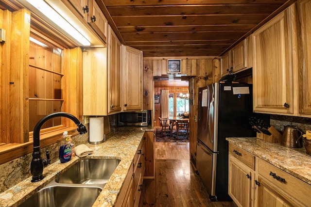 5589 Pershing Pl, Grayling, MI 49738