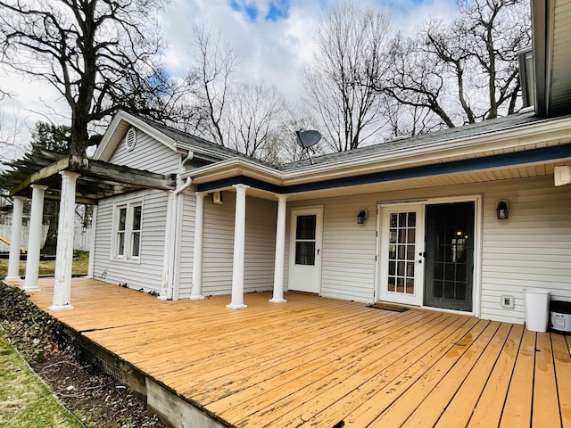 323 N Marshall Ave, Marshall, MI 49068 - view of wooden terrace