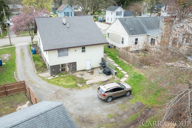 drone / aerial view featuring a residential view