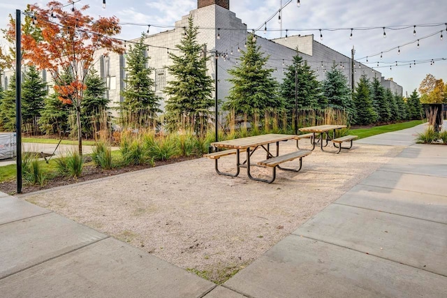 1737 Merrick St # 12, Detroit, MI 48208 - view of home's community