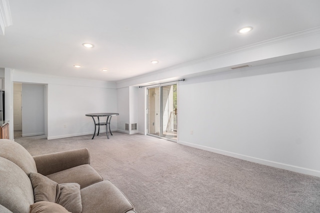 living area featuring recessed lighting, crown molding, visible vents, baseboards, and light colored carpet