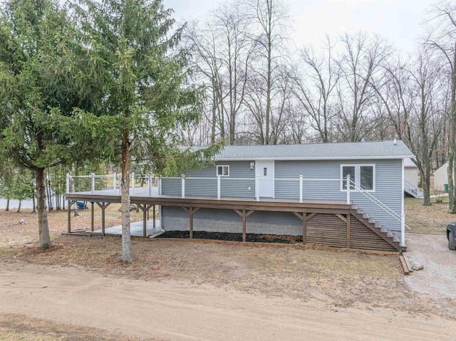 6820 W Shore Dr, Weidman, MI 48893