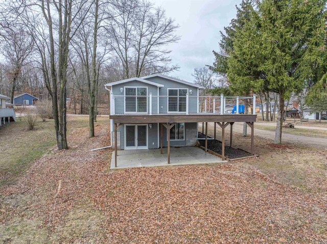 6820 W Shore Dr, Weidman, MI 48893