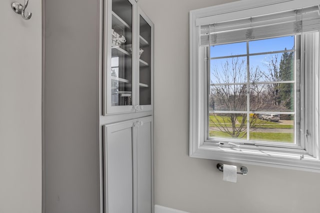 room details with baseboards
