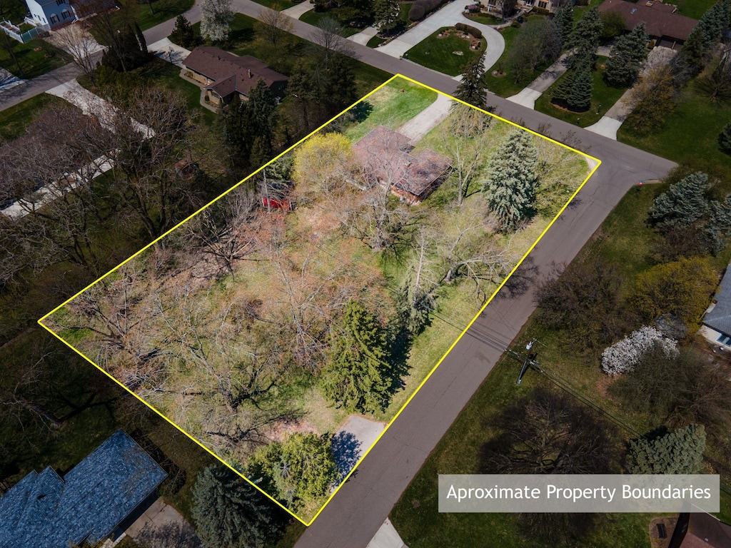 101 Aspinwall Dr, Troy, MI 48098 - drone / aerial view with a residential view