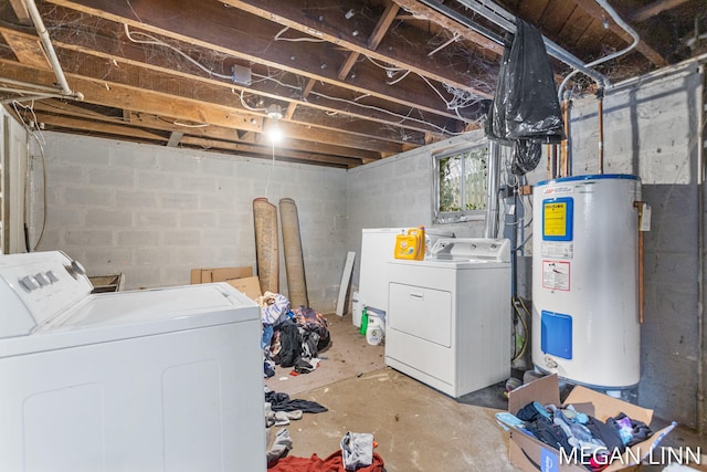 186 W 12th St, Holland, MI 49423 - below grade area featuring water heater and washer and clothes dryer