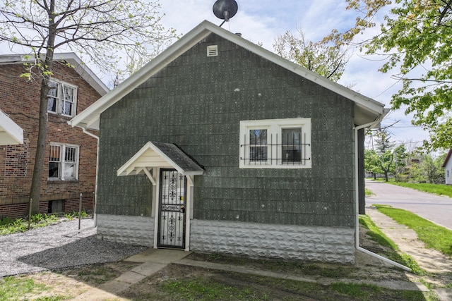203 E Stewart Ave, Flint, MI 48505 - exterior space