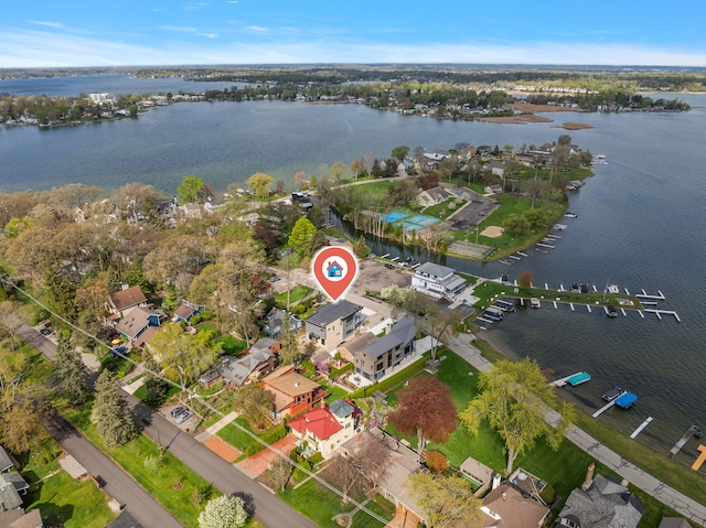2331 Ferndale Ave, Sylvan Lake, MI 48320 - aerial view of residential area featuring a large body of water