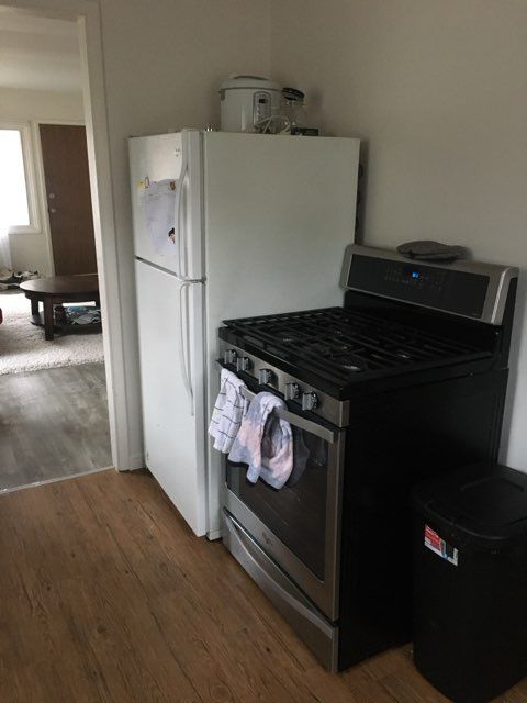 508 Lexington Ave, East Lansing, MI 48823 - kitchen featuring wood finished floors and gas range
