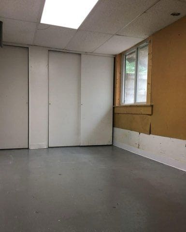 508 Lexington Ave, East Lansing, MI 48823 - below grade area with a drop ceiling