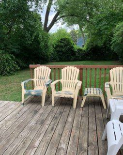 508 Lexington Ave, East Lansing, MI 48823 - wooden deck with a yard