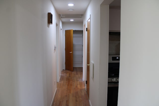 33185 Swallow Dr, Rockwood, MI 48173 - hall featuring recessed lighting and light wood-type flooring