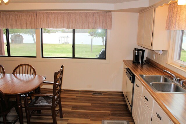 3764 S Grants Lndg, Lake Leelanau, MI 49653 - photo 24