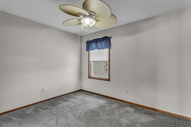 9015 Kingsley Dr, Onsted, MI 49265 - unfurnished room featuring a textured ceiling, carpet flooring, visible vents, ceiling fan, and baseboards