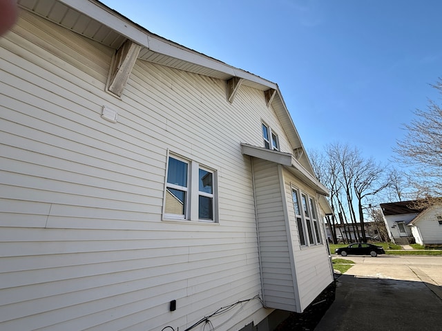 view of property exterior
