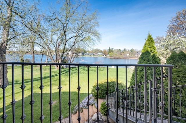 3190 Edgewood Park Dr, Commerce Twp, MI 48382 - balcony featuring a water view