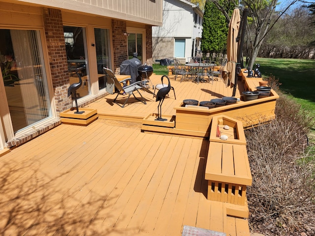 6358 Timberwood S, West Bloomfield, MI 48322 - wooden deck featuring outdoor dining space