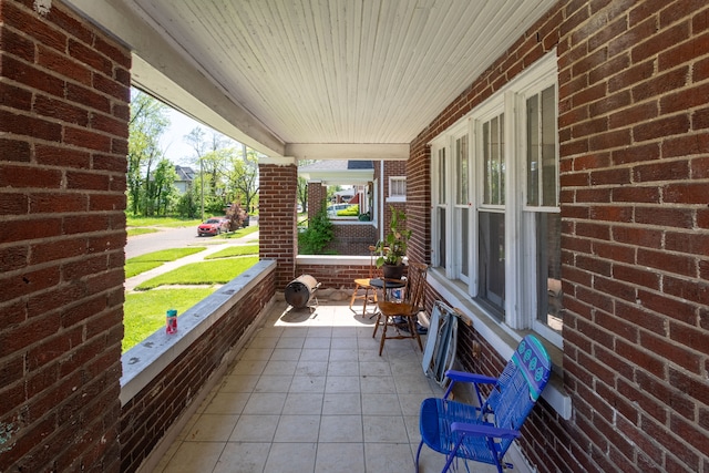 214 Worcester, Highland Park, MI 48203 - view of porch