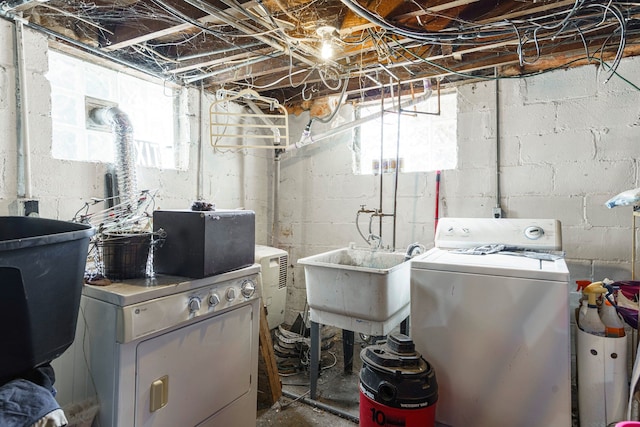 laundry room with a sink and laundry area