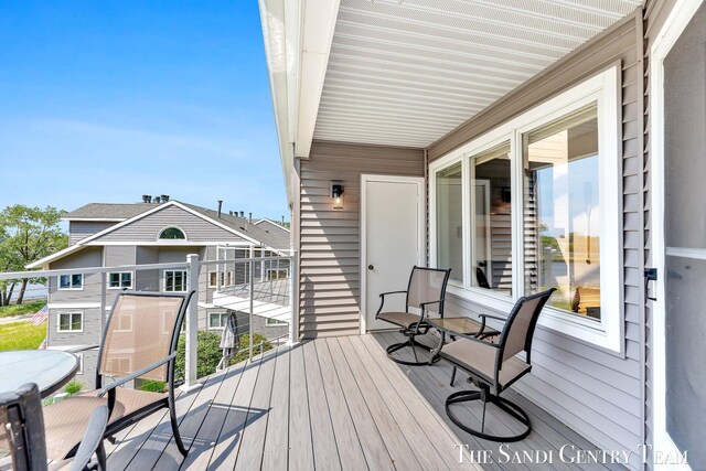 810 S Harbor Dr Unit 21, Grand Haven, MI 49417 - view of wooden terrace