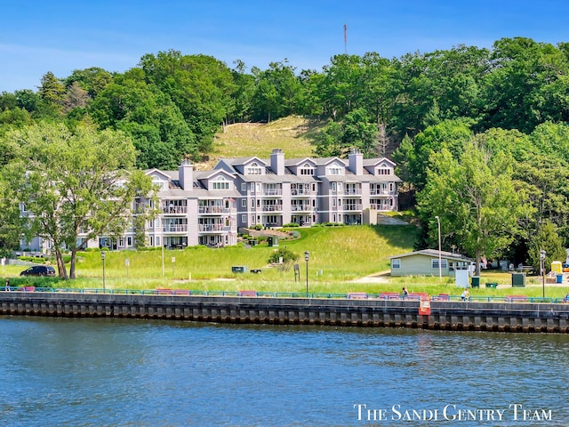 810 S Harbor Dr Unit 21, Grand Haven, MI 49417 - bird's eye view of a nearby body of water