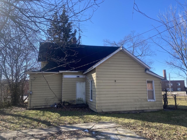 309 High St, Benton Harbor, MI 49022 - photo 3
