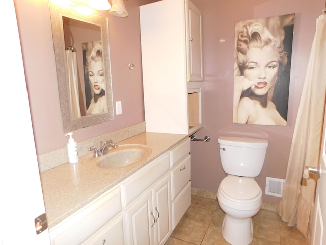 full bath featuring visible vents, baseboards, toilet, tile patterned floors, and vanity