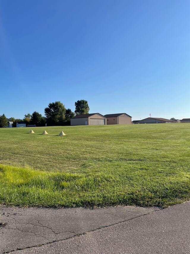 3844 Ann Dr, Flushing, MI 48433