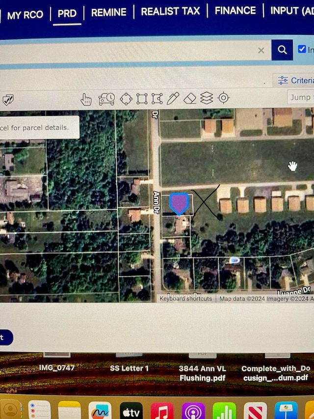 3844 Ann Dr, Flushing, MI 48433