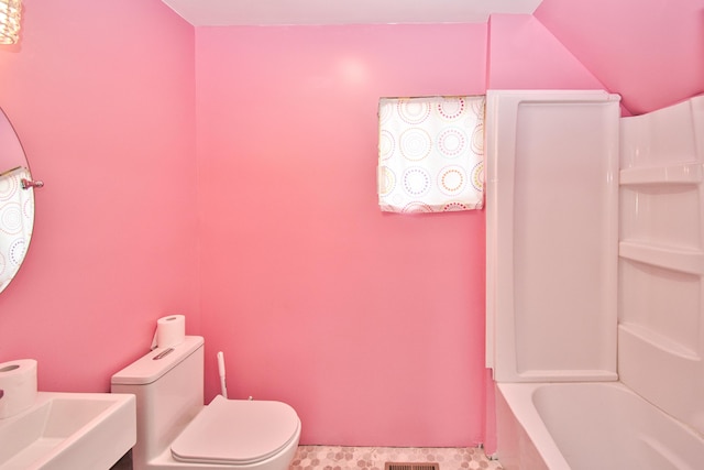 full bath with toilet and visible vents