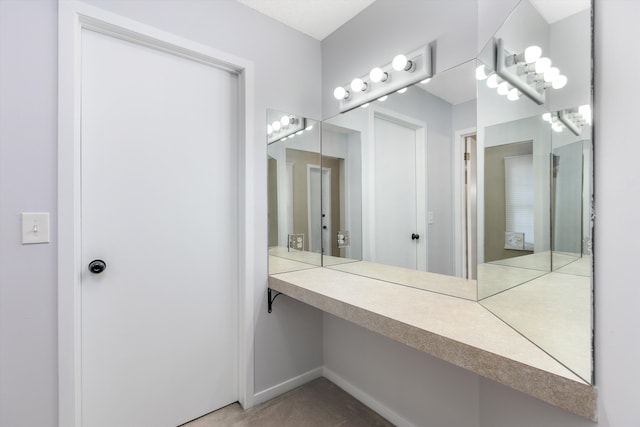 30701 Sandalwood Cir, Novi, MI 48377 - bathroom with baseboards