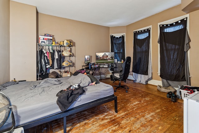 2602 Gratiot Ave, Port Huron, MI 48060 - bedroom featuring wood finished floors