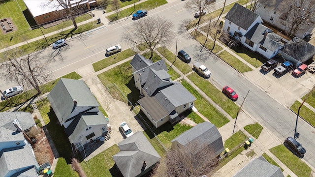 701 N Saginaw St, Durand, MI 48429 - birds eye view of property with a residential view