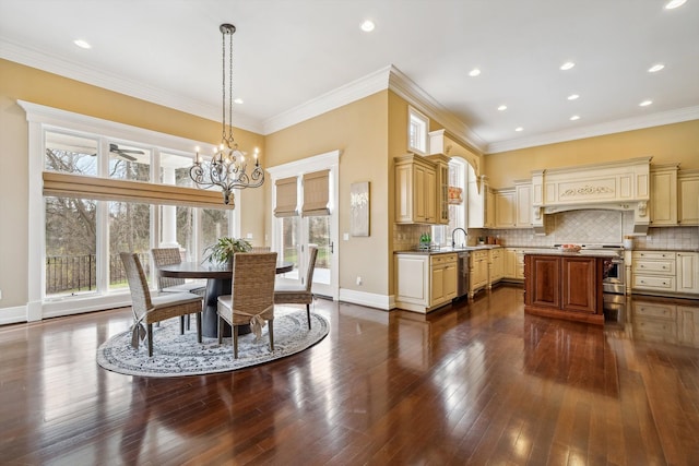 810 Highwood Dr, Bloomfield Hills, MI 48304 - dining area with crown molding, baseboards, an inviting chandelier, dark wood-style flooring, and recessed lighting
