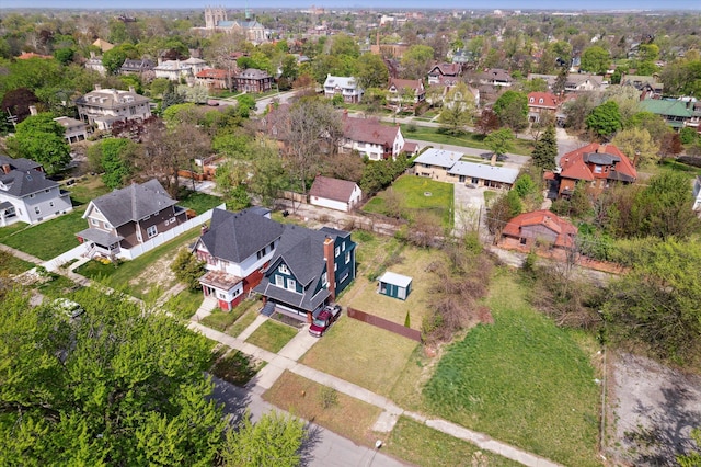 birds eye view of property featuring a residential view
