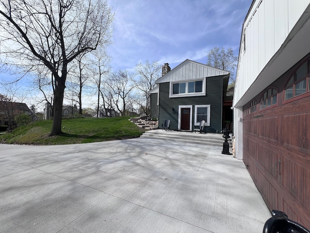 exterior space with a lawn